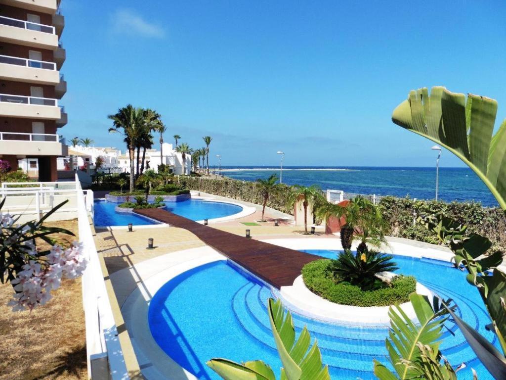 Apartment Punta Cormoran 3 Bed Rp060